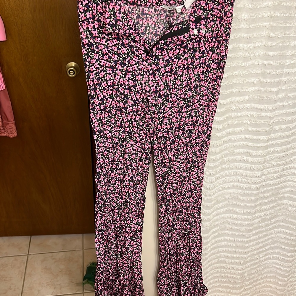 Flowered bell bottom cloth pants